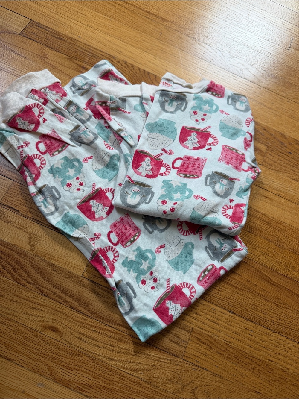 Burt's Bees White Holiday Mug & Candy Cane Print Pajama Set
